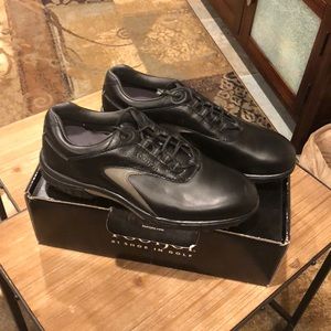 Foot joy golf shoes